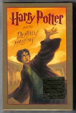 Joanne K. Rowling: Harry Potter and the Deathly Hallows (Hardcover, 2007, Arthur A. Levine Books)